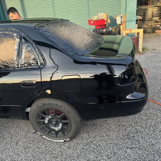 painting car